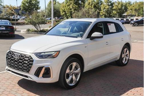 2025 Audi Q5 Premium Plus 45 TFSI S line quattro S tronic