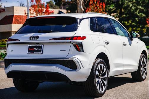 2026 Audi Q3 S line