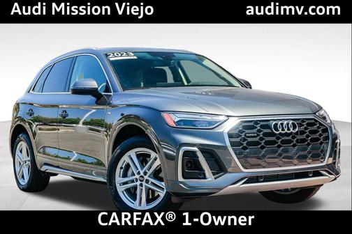 Daytona Gray Pearl Effect 2023 Audi Q5 e 55 S line Premium Plus