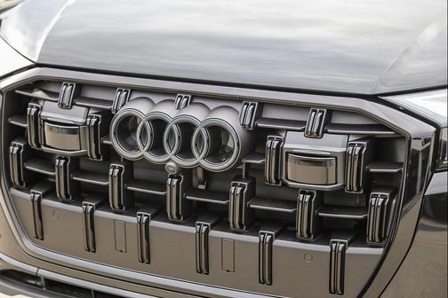 2026 Audi Q7 55 Prestige