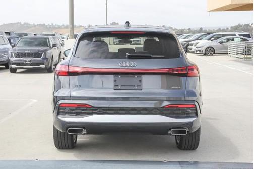 2025 Audi Q5 Premium Plus