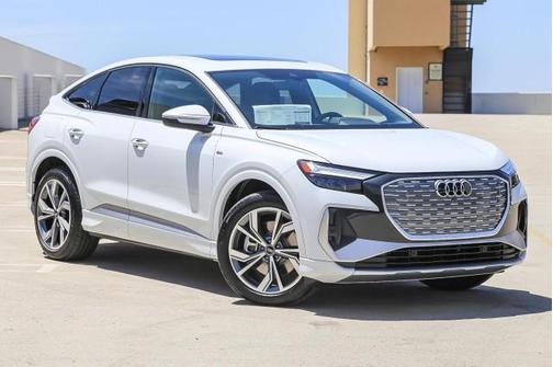 2025 Audi Q4 e-tron Sportback Premium 55 quattro