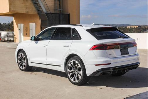2026 Audi Q8 55 Premium Plus