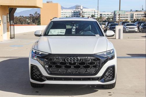 2026 Audi Q8 55 Premium Plus