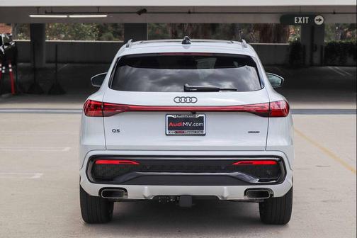 Glacier White 2026 Audi Q5 Premium Plus TFSI quattro S tronic
