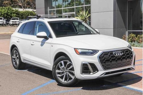 2023 Audi Q5 45 S line Premium Plus