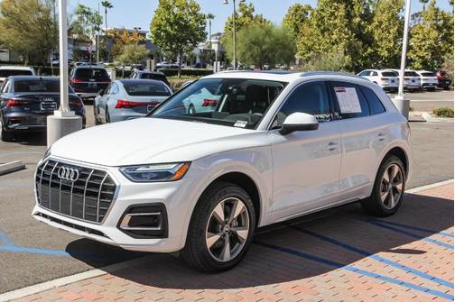 2023 Audi Q5 Premium Plus 40 TFSI quattro S tronic