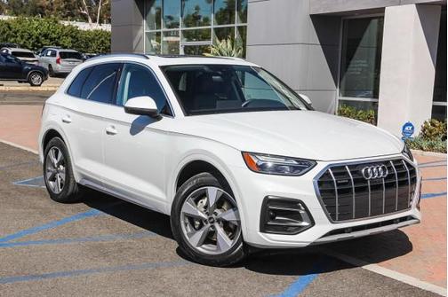 2023 Audi Q5 Premium Plus 40 TFSI quattro S tronic