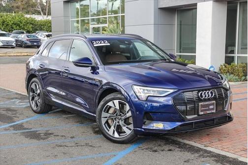 2022 Audi e-tron Premium quattro