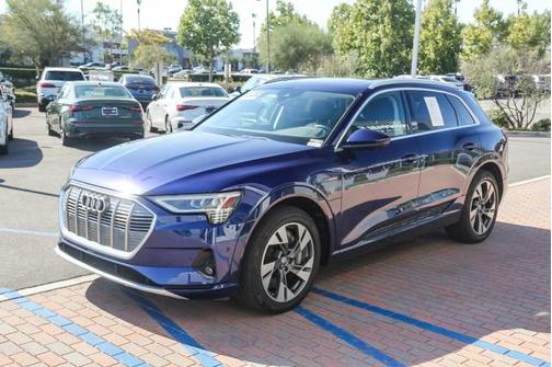 2021 Audi e-tron Premium Plus quattro