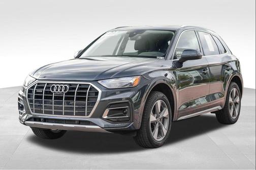 Manhattan Gray Metallic 2023 Audi Q5 40 Premium Plus