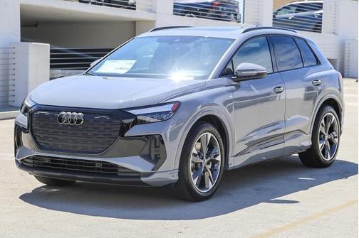 2025 Audi Q4 e-tron Premium Plus 55 quattro