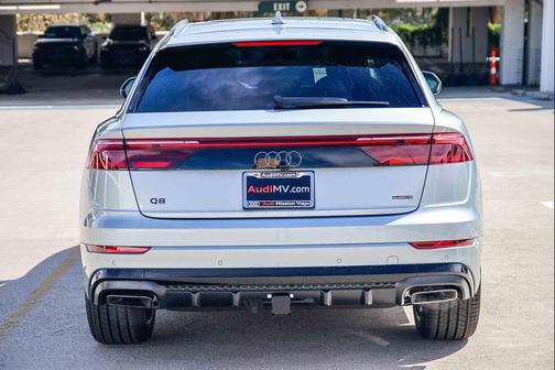 2026 Audi Q8 55 Premium Plus