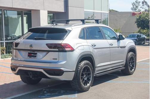 2020 Volkswagen Atlas Cross Sport 3.6L V6 SE w/Technology R-Line