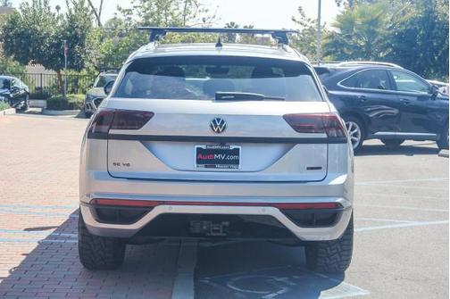 2020 Volkswagen Atlas Cross Sport 3.6L V6 SE w/Technology R-Line