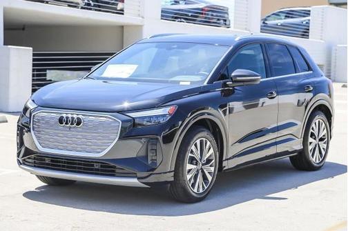 2025 Audi Q4 e-tron Premium 45 RWD