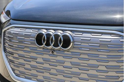 2025 Audi Q4 e-tron Premium 45 RWD