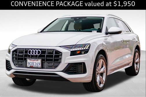 Glacier White Metallic 2023 Audi Q8 55 Premium