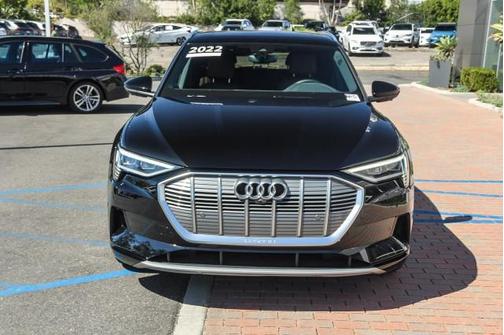 2022 Audi e-tron Premium Plus quattro