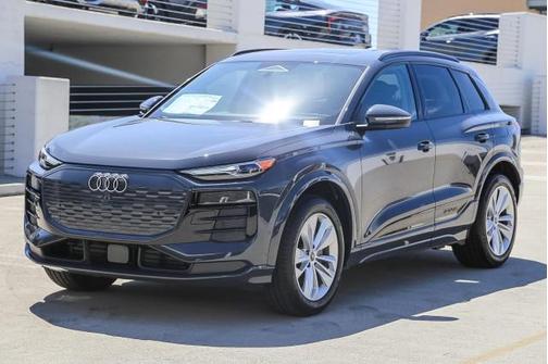 2025 Audi Q6 e-tron Premium