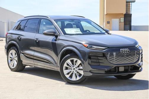 2025 Audi Q6 e-tron Premium
