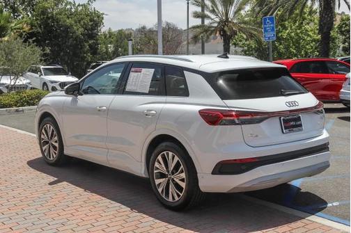 2023 Audi Q4 e-tron Premium Plus 40 RWD