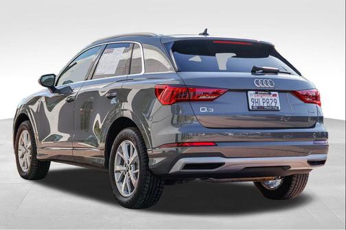 2023 Audi Q3 Premium 40 TFSI quattro Tiptronic