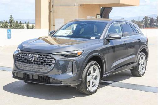 2025 Audi Q5 Premium Plus