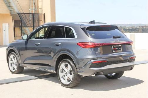2025 Audi Q5 Premium Plus