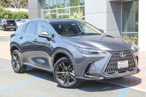 2022 Lexus NX 450h+ Luxury