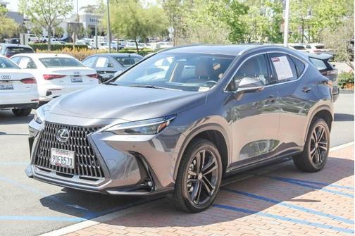 2022 Lexus NX 450h+ Luxury