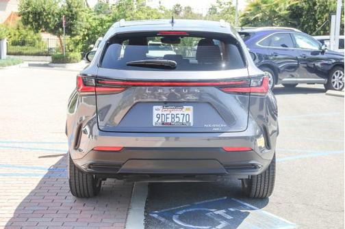 2022 Lexus NX 450h+ Luxury