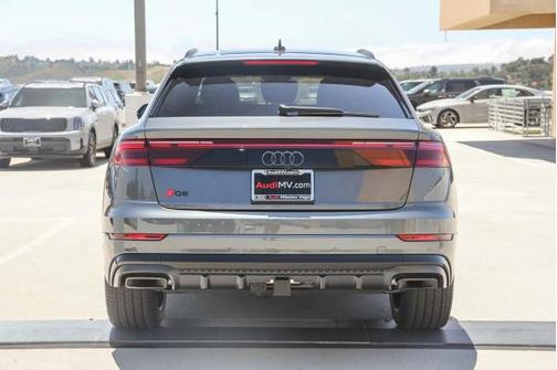 2025 Audi Q8 55 Premium Plus