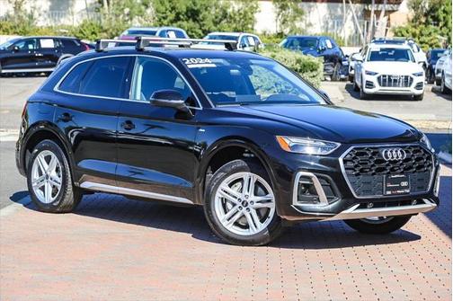 2024 Audi Q5 Premium 55 TFSI e S line quattro S tronic