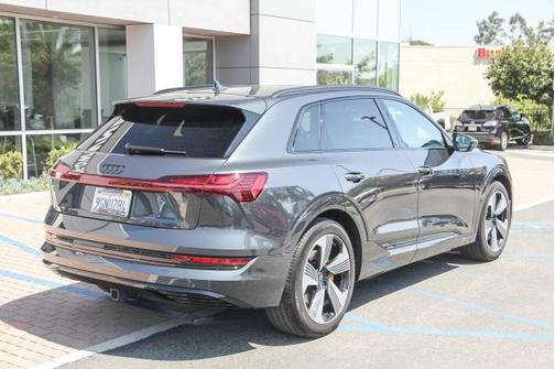 2023 Audi e-tron Premium Plus quattro