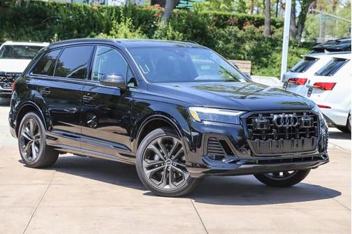 2025 Audi Q7 55 Premium Plus