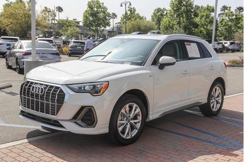 2022 Audi Q3 45 S line Premium