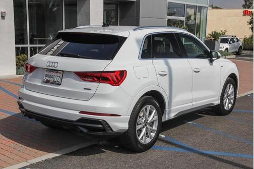 2022 Audi Q3 45 S line Premium
