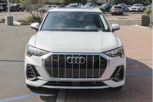 2022 Audi Q3 45 S line Premium