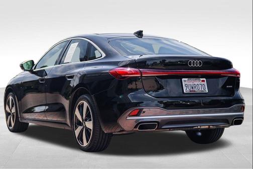 2025 Audi A5 Premium Plus TFSI quattro S tronic