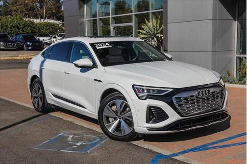 2024 Audi Q8 e-tron S line Premium Plus quattro