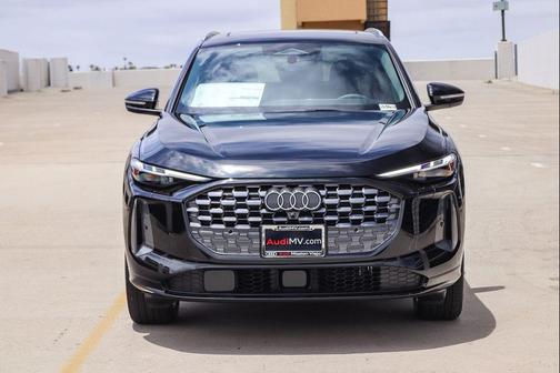 Mythos Black Metallic 2026 Audi Q5 Premium Plus TFSI quattro S tronic