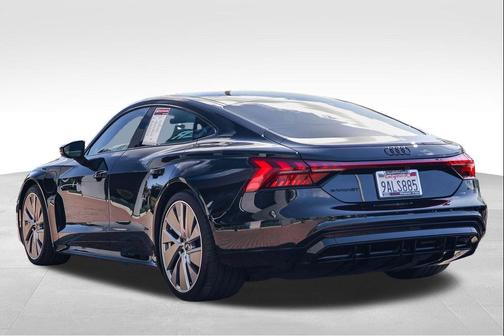 2022 Audi e-tron GT Prestige