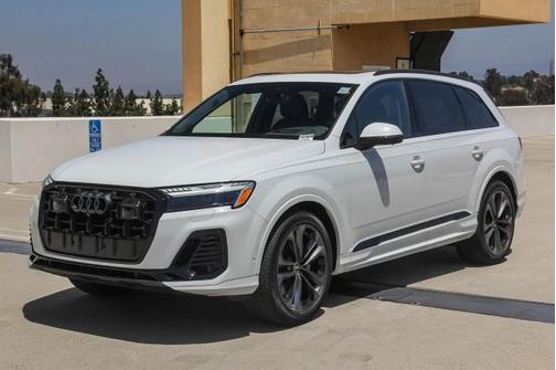 2025 Audi Q7 55 Prestige