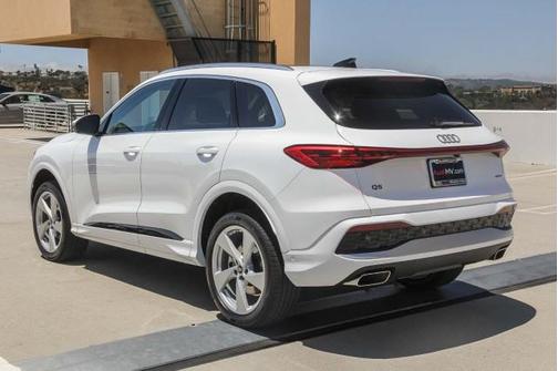 2025 Audi Q5 Premium Plus