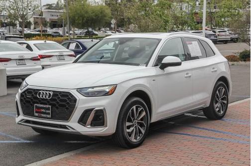 2022 Audi Q5 45 S line Premium
