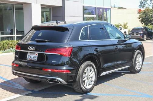 2023 Audi Q5 45 S line Premium