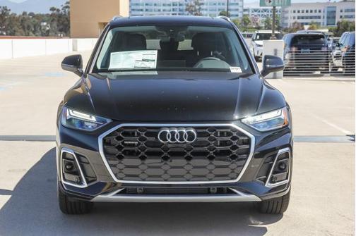 2025 Audi Q5 55 S line Premium Plus