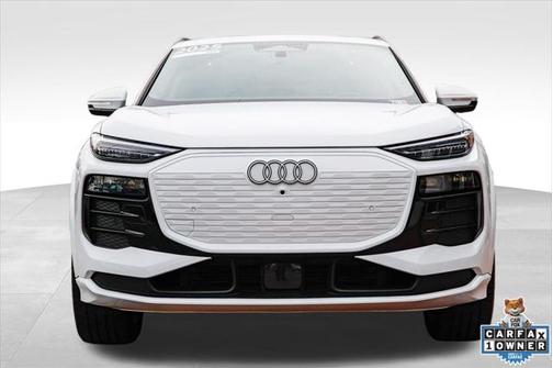 2025 Audi Q6 e-tron Premium Plus quattro