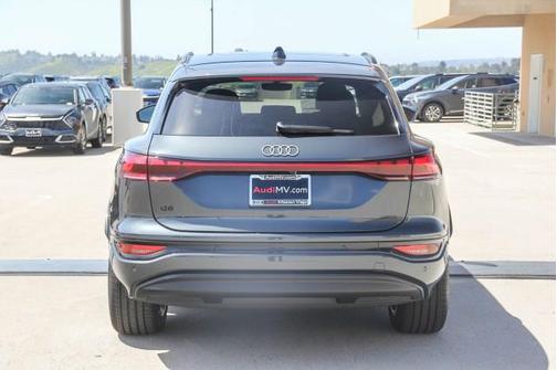 2025 Audi Q6 e-tron Premium Plus